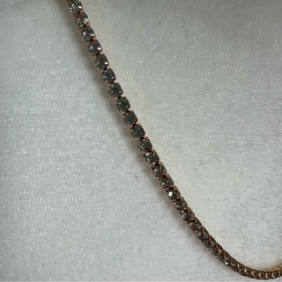 Rhinestone sparkle crystal necklace on a gold tone chain - Picture 2 of 7